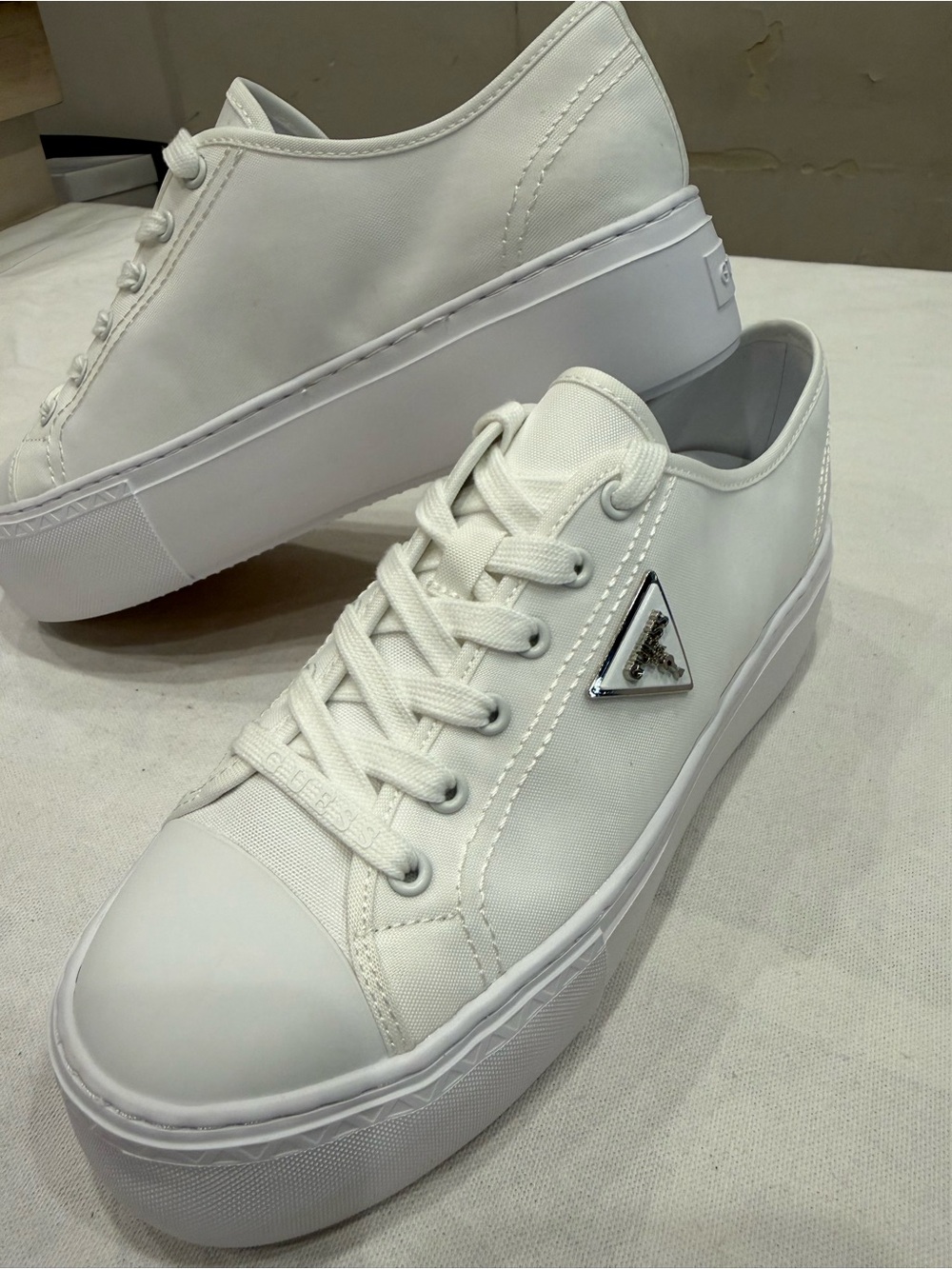 Guess Women's Joezi Low-Top Flatform Sneaker Color White - Picture 8 of 11